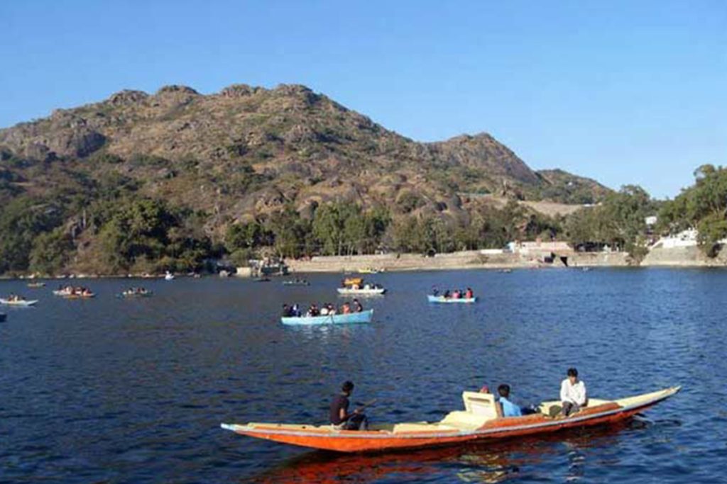 Udaipur to Mount Abu taxi | Taxigroups | Udaipur